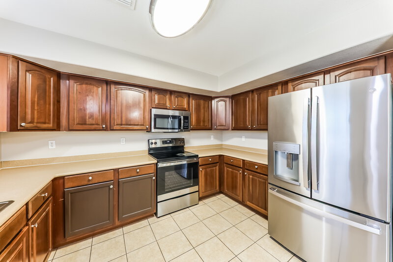2,260/Mo, 2768 S 160th Ln Goodyear, AZ 85338 Kitchen View
