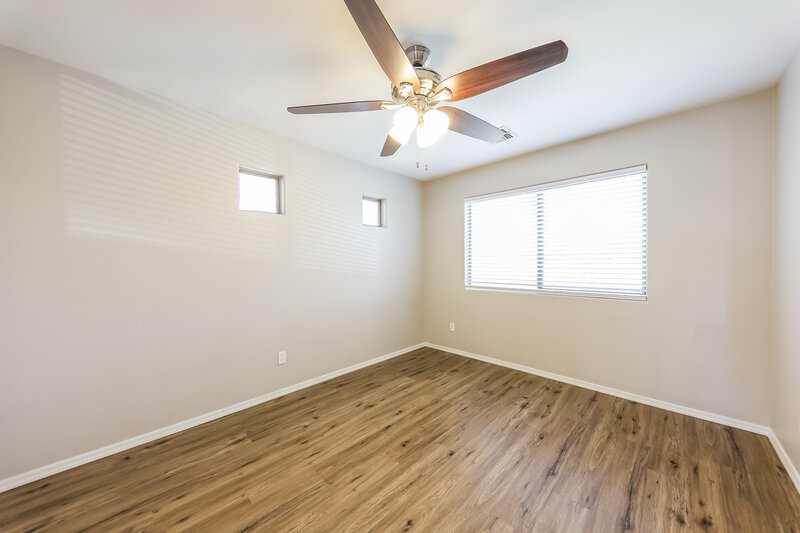 2,260/Mo, 2768 S 160th Ln Goodyear, AZ 85338 Family Room View 2
