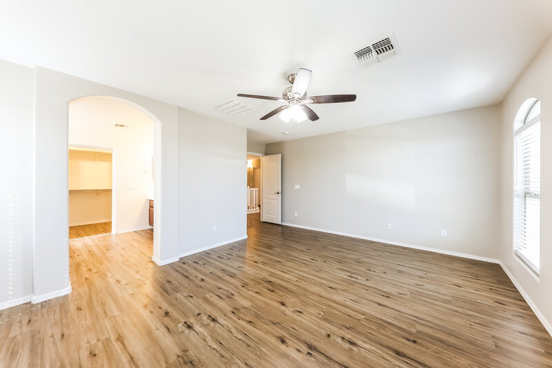 2,260/Mo, 2768 S 160th Ln Goodyear, AZ 85338 Main Bedroom View 2
