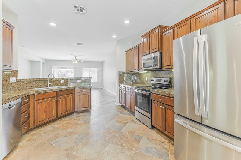 2,365/Mo, 4057 E Page Ave Gilbert, AZ 85234 Kitchen View 2