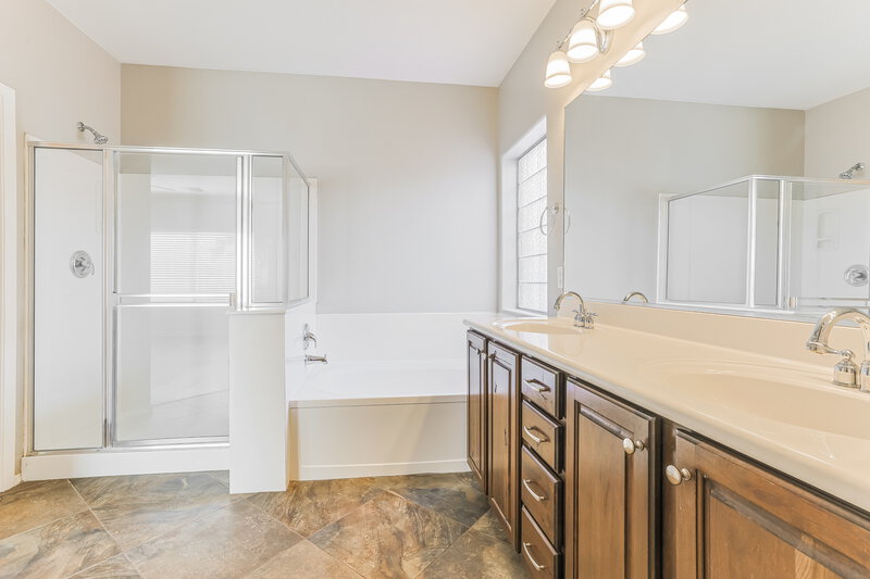 2,365/Mo, 4057 E Page Ave Gilbert, AZ 85234 Main Bathroom View