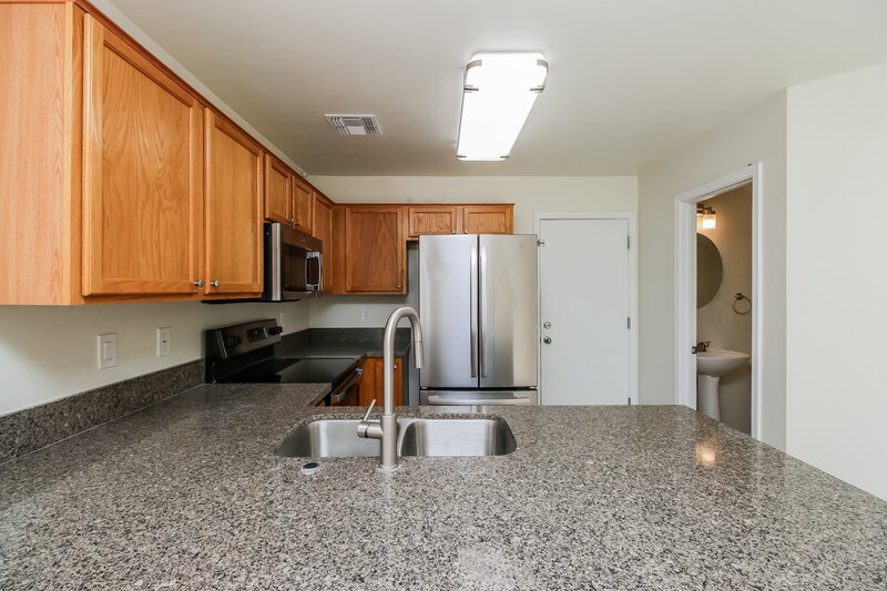 2,270/Mo, 9645 E Baltimore St Mesa, AZ 85207 Kitchen View