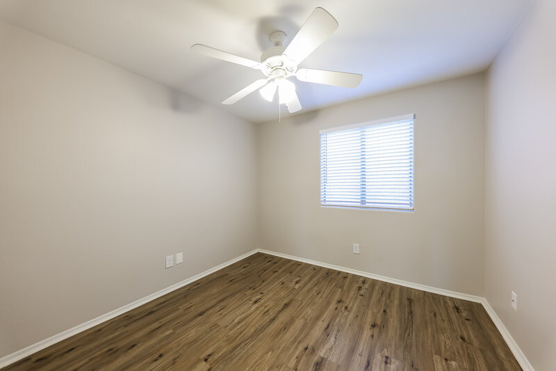 2,390/Mo, 6637 W Prickly Pear Trl Phoenix, AZ 85083 Bedroom View 2