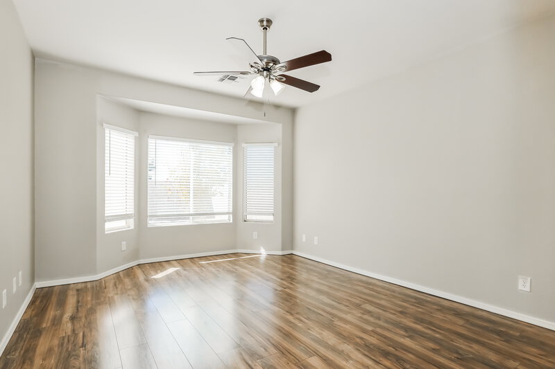 1,775/Mo, 26 N 126th Ave Avondale, AZ 85323 Main Bedroom View