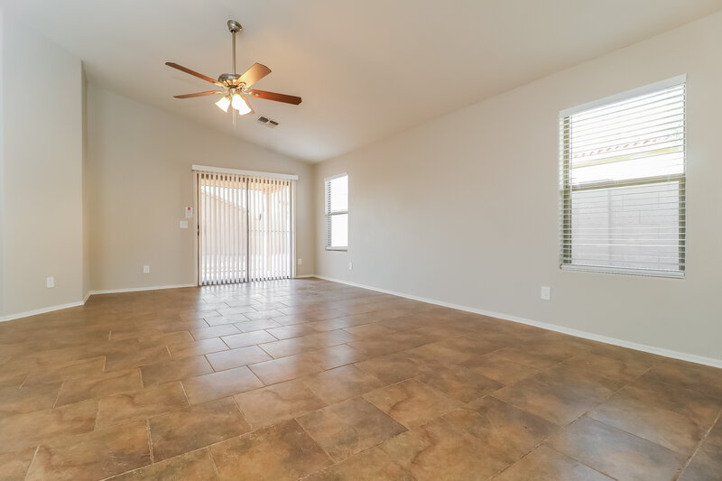 2,870/Mo, 12571 W Fairmount Ave Avondale, AZ 85392 Living Room View