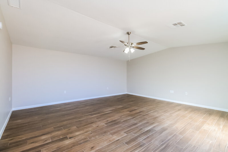 2,375/Mo, 1120 W Hackamore Street Mesa, AZ 85201 Family Room View