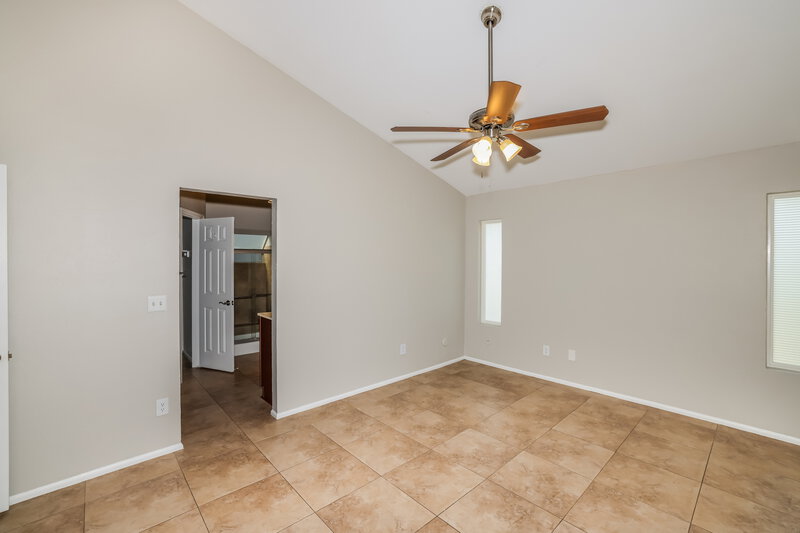 1,985/Mo, 4814 W Mcrae Way Glendale, AZ 85308 Main Bedroom View 2