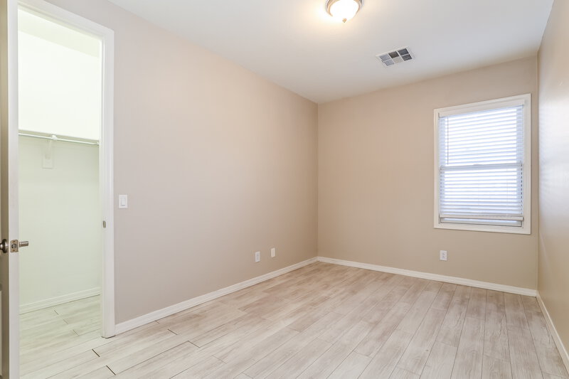 2,150/Mo, 4132 W Lydia Ln Phoenix, AZ 85041 Bedroom View 2