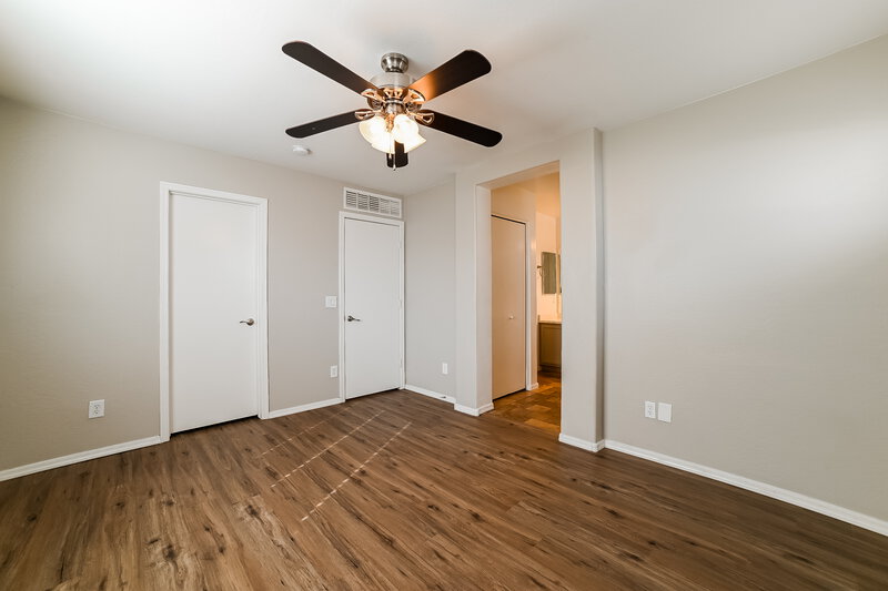 2,160/Mo, 6535 W Adams St Phoenix, AZ 85043 Main Bedroom View