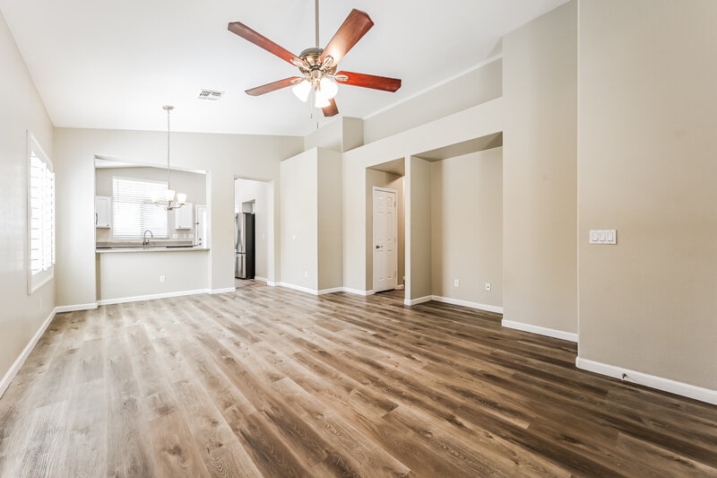 2,215/Mo, 40638 N Key Ln Anthem, AZ 85086 Living Room View