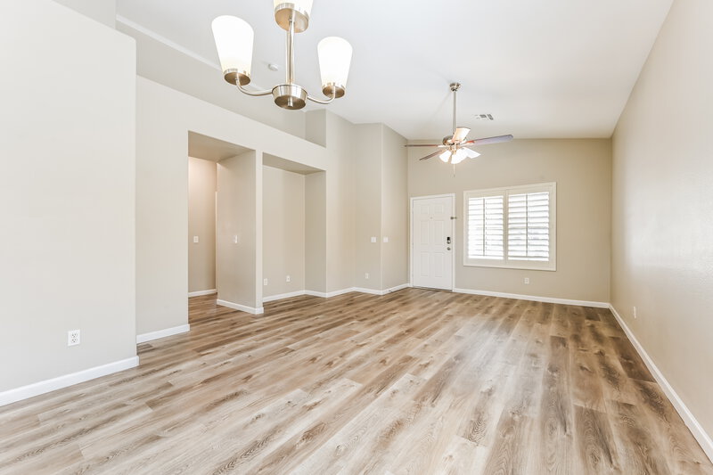 2,215/Mo, 40638 N Key Ln Anthem, AZ 85086 Living Room View 2