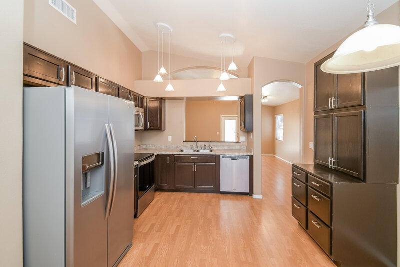 2,625/Mo, 1143 E Butler Dr Chandler, AZ 85225 Kitchen View