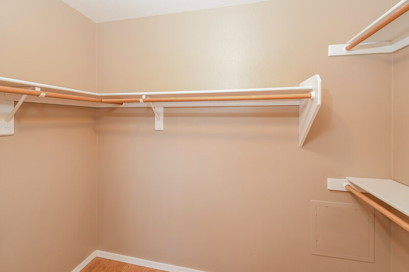 2,625/Mo, 1143 E Butler Dr Chandler, AZ 85225 Walk In Closet View