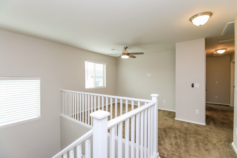 2,040/Mo, 1885 W Stagecoach St Apache Junction, AZ 85120 Loft View