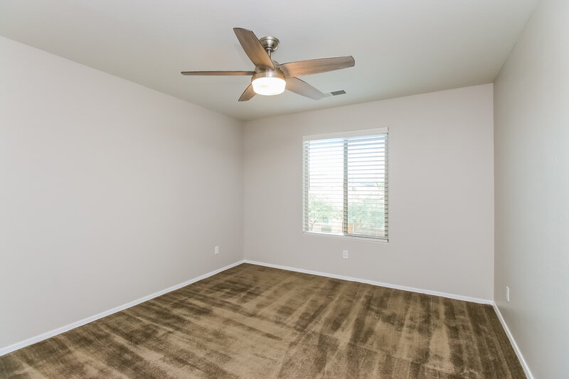 2,040/Mo, 1885 W Stagecoach St Apache Junction, AZ 85120 Bedroom View