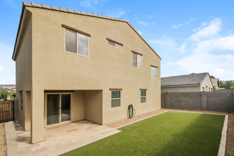 2,040/Mo, 1885 W Stagecoach St Apache Junction, AZ 85120 Rear View