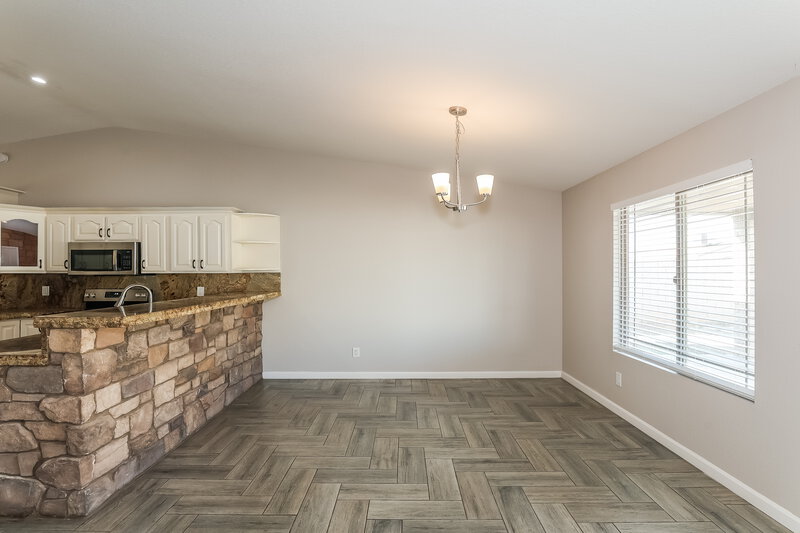 2,085/Mo, 6614 W Pima St Phoenix, AZ 85043 Dining Room View