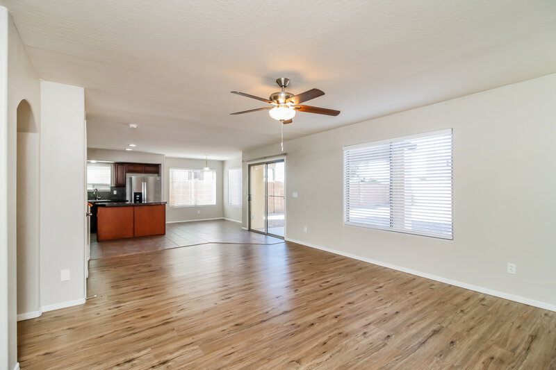 1,785/Mo, 44852 W Woody Rd Maricopa, AZ 85139 Dining Room View 2