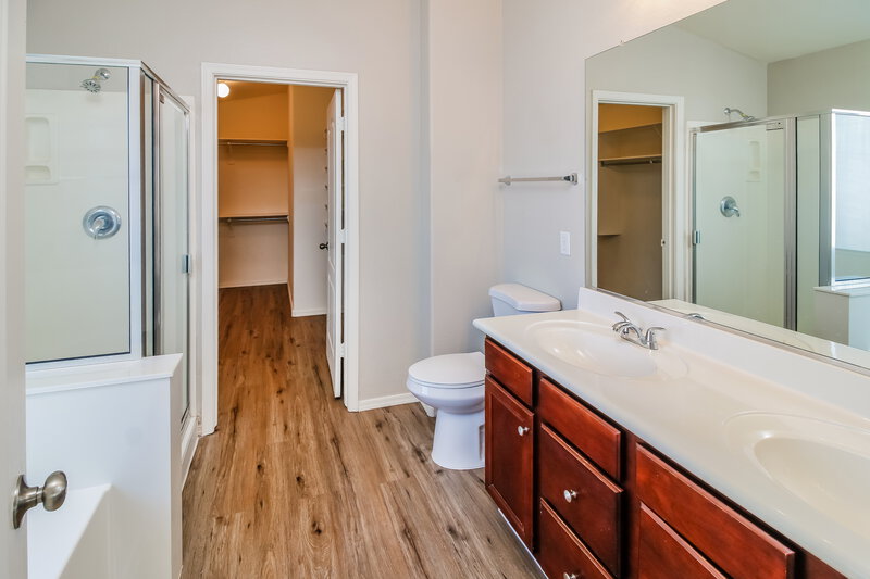 1,785/Mo, 44852 W Woody Rd Maricopa, AZ 85139 Main Bathroom View