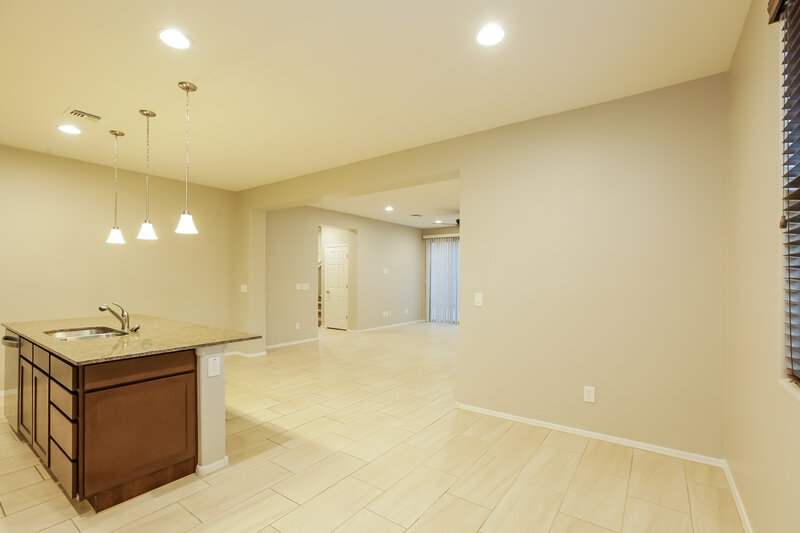 2,340/Mo, 248 N Sandal Mesa, AZ 85205 Kitchen View