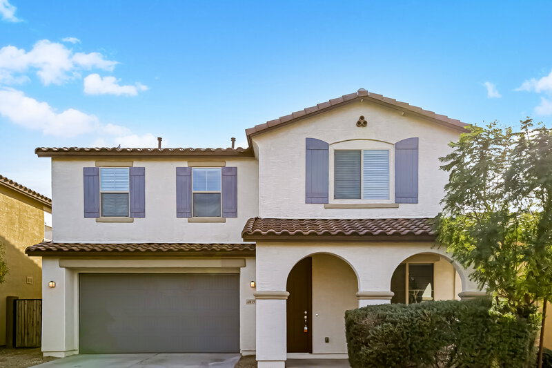 2,490/Mo, 4819 W St Anne Ave Laveen, AZ 85339 External View