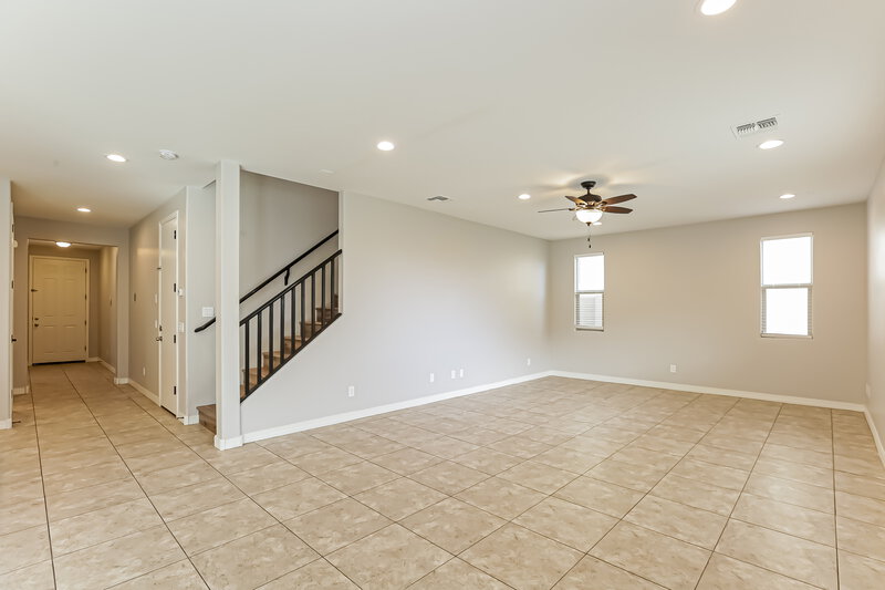 2,490/Mo, 4819 W St Anne Ave Laveen, AZ 85339 Living Room View 2