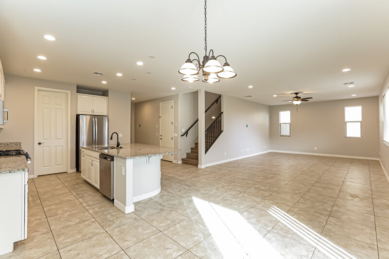 2,490/Mo, 4819 W St Anne Ave Laveen, AZ 85339 Dining Room View