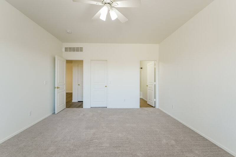 2,080/Mo, 41302 N Hudson Trl Anthem, AZ 85086 Main Bedroom View