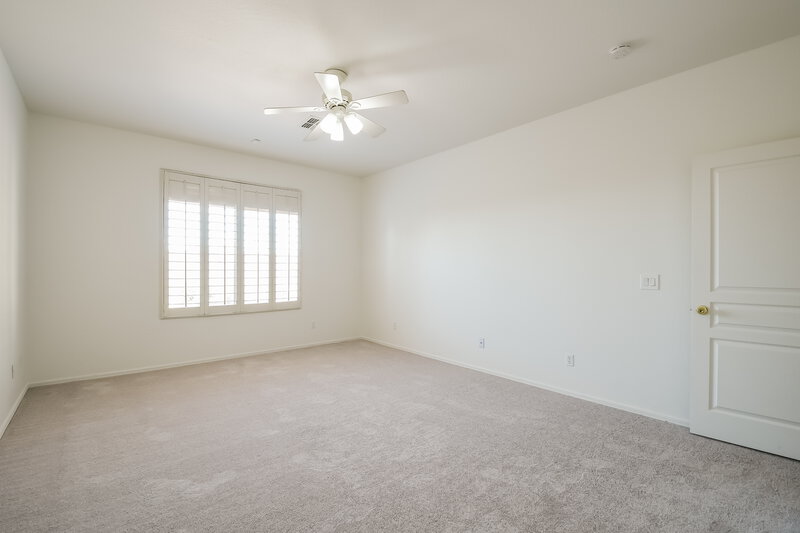 2,080/Mo, 41302 N Hudson Trl Anthem, AZ 85086 Main Bedroom View 2