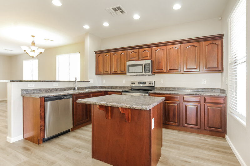 2,145/Mo, 30999 N 127th Ave Peoria, AZ 85383 Kitchen View