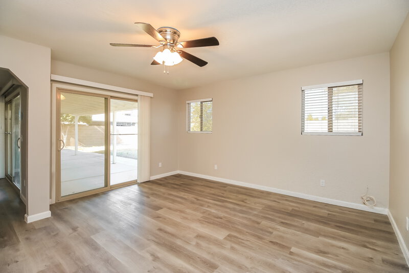 2,370/Mo, 502 W Barrow Dr Chandler, AZ 85225 Dining Room View