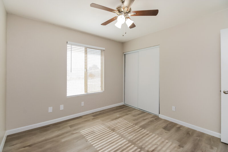 2,370/Mo, 502 W Barrow Dr Chandler, AZ 85225 Bedroom View