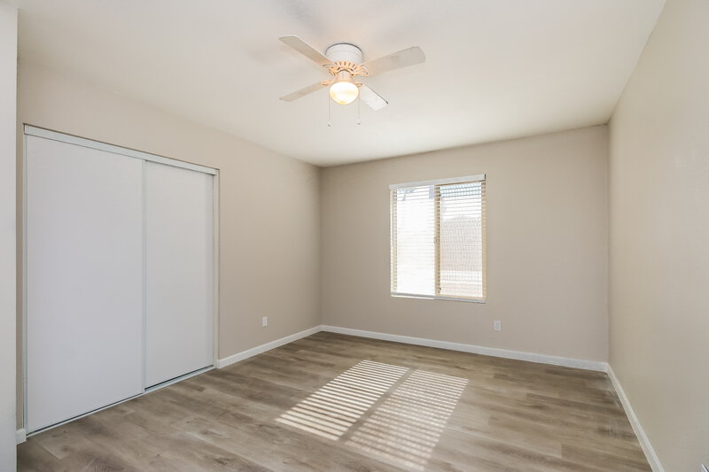 2,370/Mo, 502 W Barrow Dr Chandler, AZ 85225 Bedroom View 2