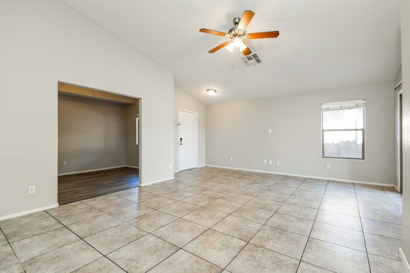 2,080/Mo, 3879 S Conestoga Rd Apache Junction, AZ 85119 Living Room View 2
