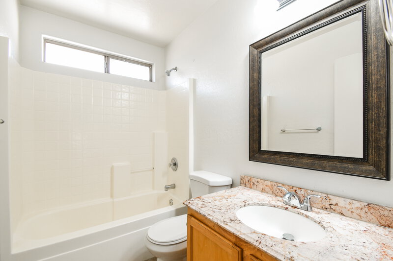 2,080/Mo, 3879 S Conestoga Rd Apache Junction, AZ 85119 Bathroom View