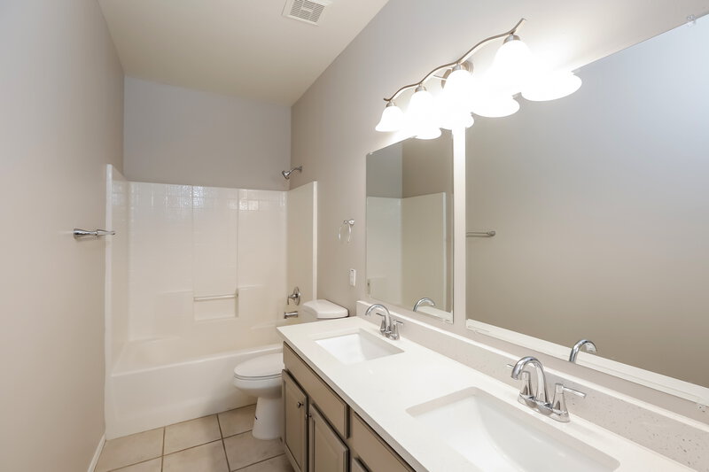 2,855/Mo, 730 N Swallow Ln Gilbert, AZ 85234 Bathroom View