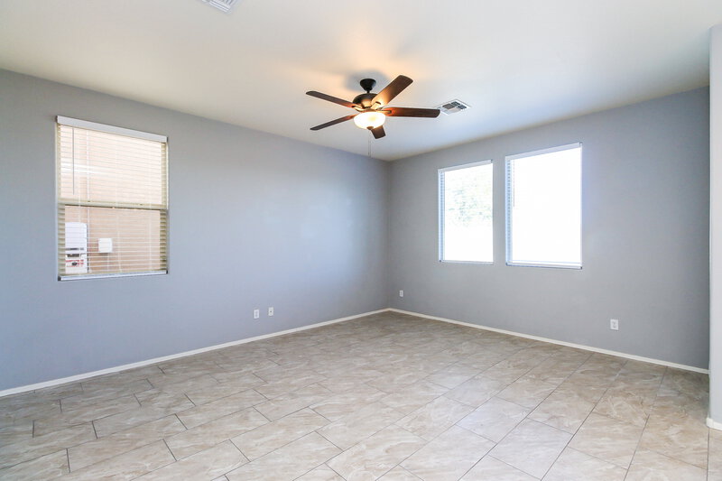 2,335/Mo, 31317 N Cavalier Dr San Tan Valley, AZ 85143 Living Room View