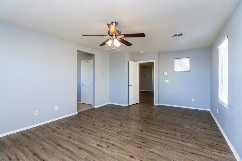 2,335/Mo, 31317 N Cavalier Dr San Tan Valley, AZ 85143 Main Bedroom View 2