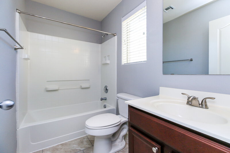 2,335/Mo, 31317 N Cavalier Dr San Tan Valley, AZ 85143 Bathroom View 2