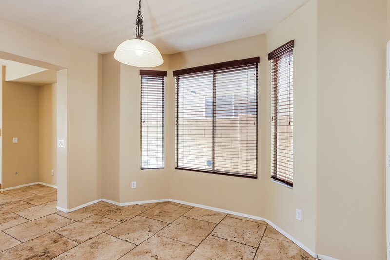 3,100/Mo, 7117 W Sophie Ln Laveen, AZ 85339 Floorplan View 3