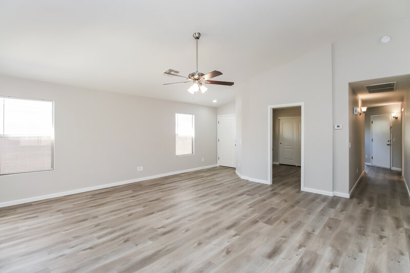 2,665/Mo, 4275 E Sundance Ave Gilbert, AZ 85297 Living Room View 2