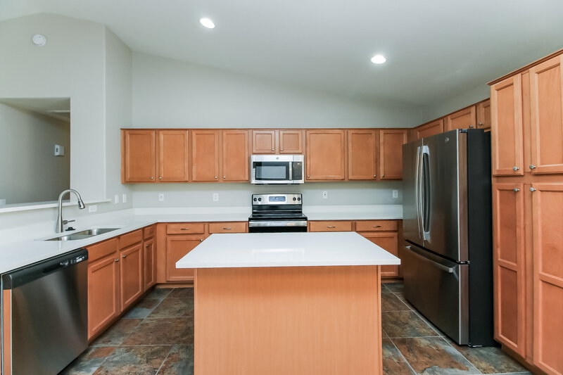 2,665/Mo, 4275 E Sundance Ave Gilbert, AZ 85297 Kitchen View 2