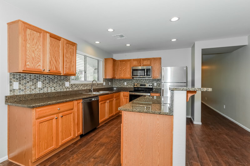 2,390/Mo, 1084 S Olympic Dr Gilbert, AZ 85296 Kitchen View