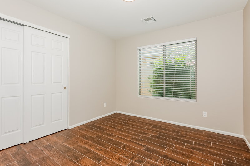 2,390/Mo, 1084 S Olympic Dr Gilbert, AZ 85296 Bedroom View 3