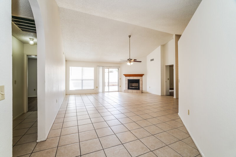 2,380/Mo, 4837 E Grandview St Mesa, AZ 85205 Living Room View