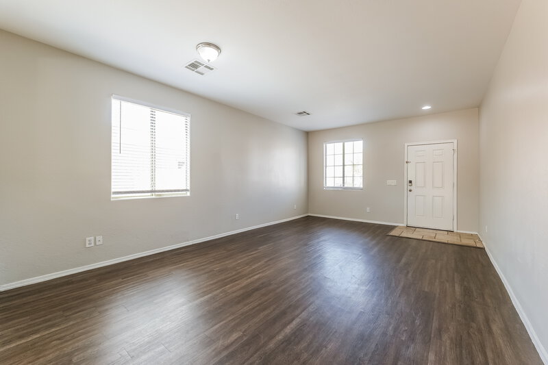 2,805/Mo, 6829 S 68th Ln Laveen, AZ 85339 Living Room View