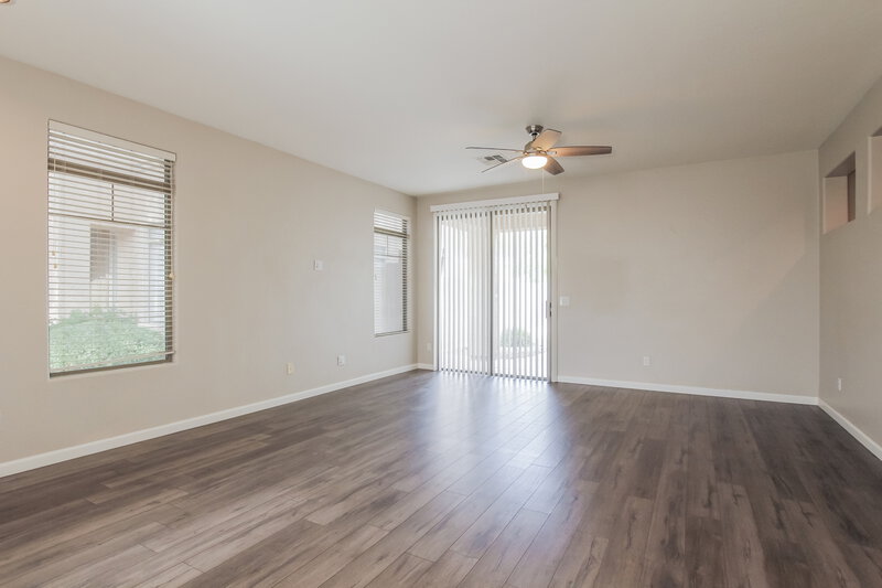 2,315/Mo, 1990 E Browning Pl Chandler, AZ 85286 Living Room View