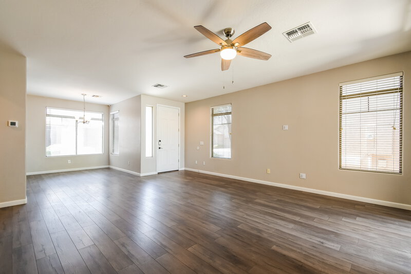 2,295/Mo, 1990 E Browning Pl Chandler, AZ 85286 Living Room View