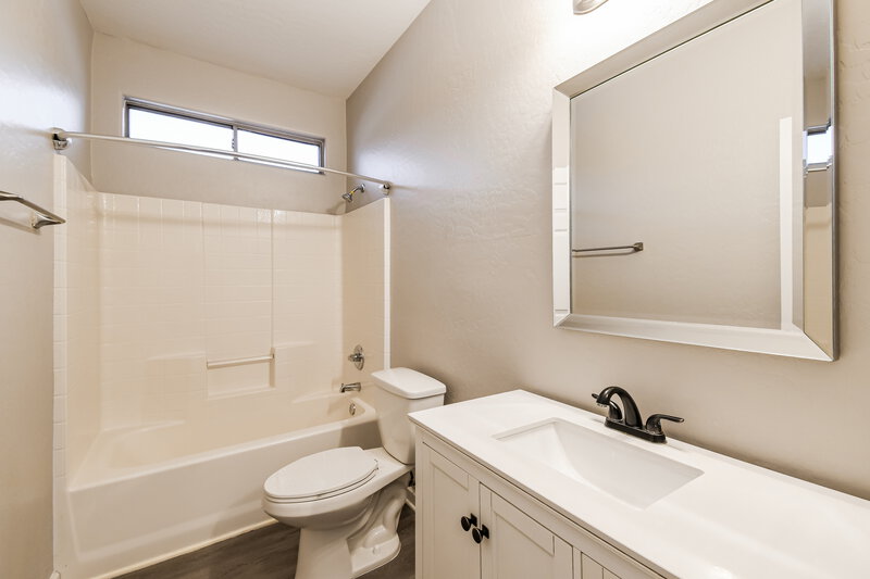 2,295/Mo, 1990 E Browning Pl Chandler, AZ 85286 Bathroom View