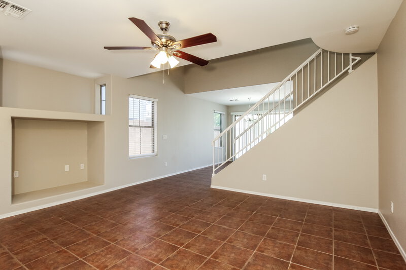 1,925/Mo, 12811 W Sharon Dr El Mirage, AZ 85335 Living Room View